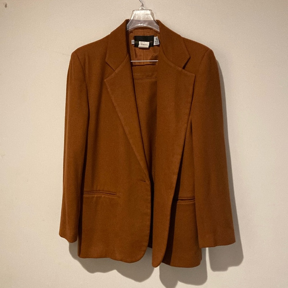 Vintage David Benjamin Wool ladies suit size 10